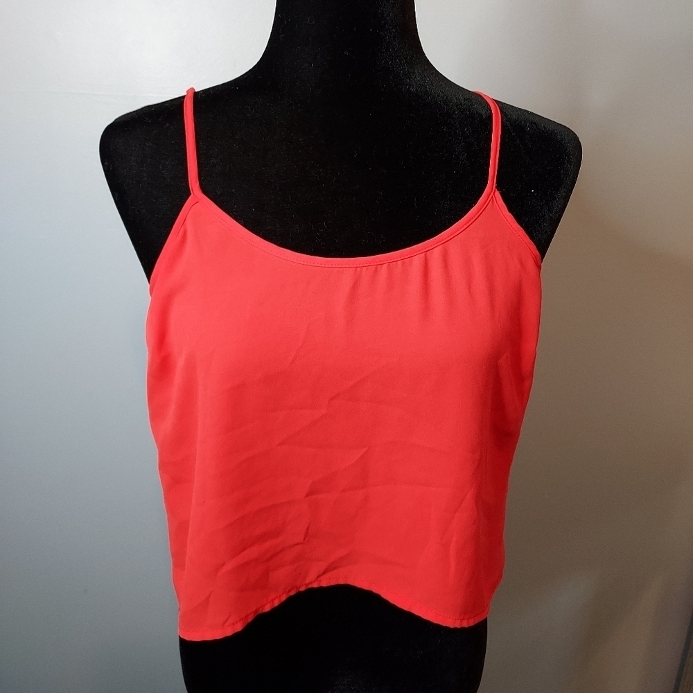 Forever 21 Red Cropped Top Size Medium